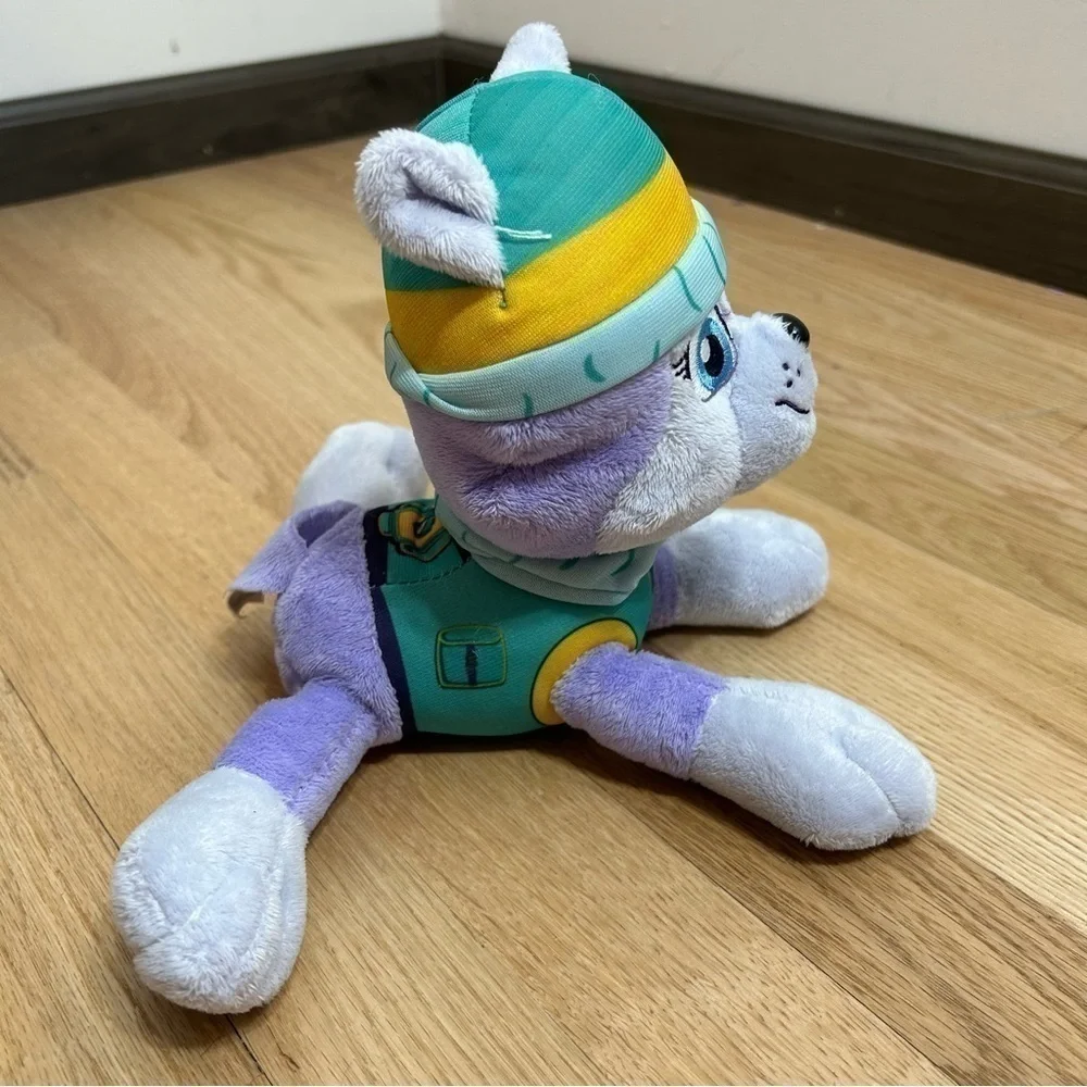 Paw Patrol Everest Plush Stuffed Animal Purple Blue White Kids Toy Dog Puppy